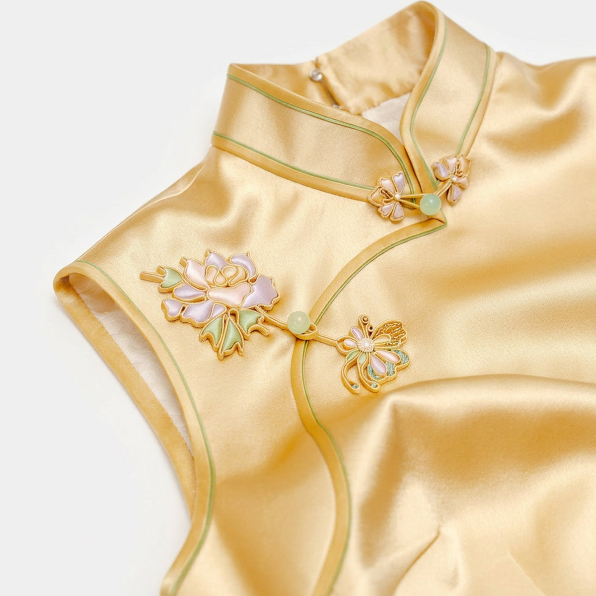 Enchanted Beneath the Peony QiPao/Cheongsam