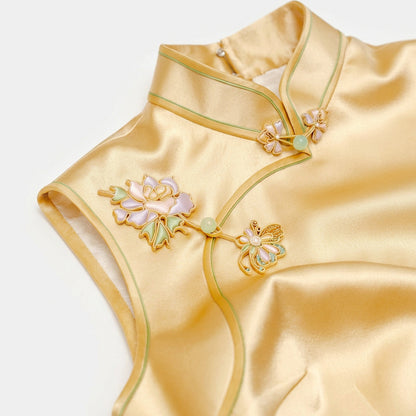 Enchanted Beneath the Peony QiPao/Cheongsam