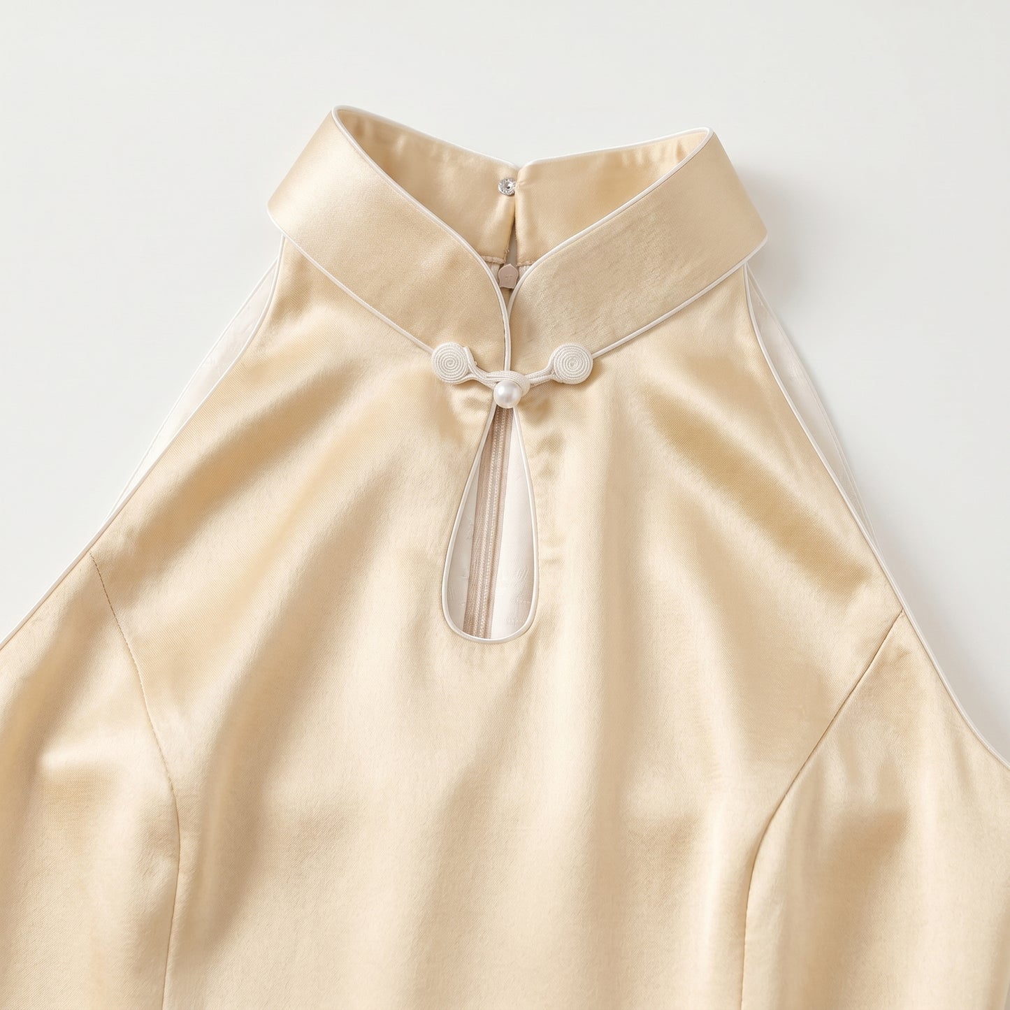 The Amber Cat & Floral Scent QiPao/Cheongsam