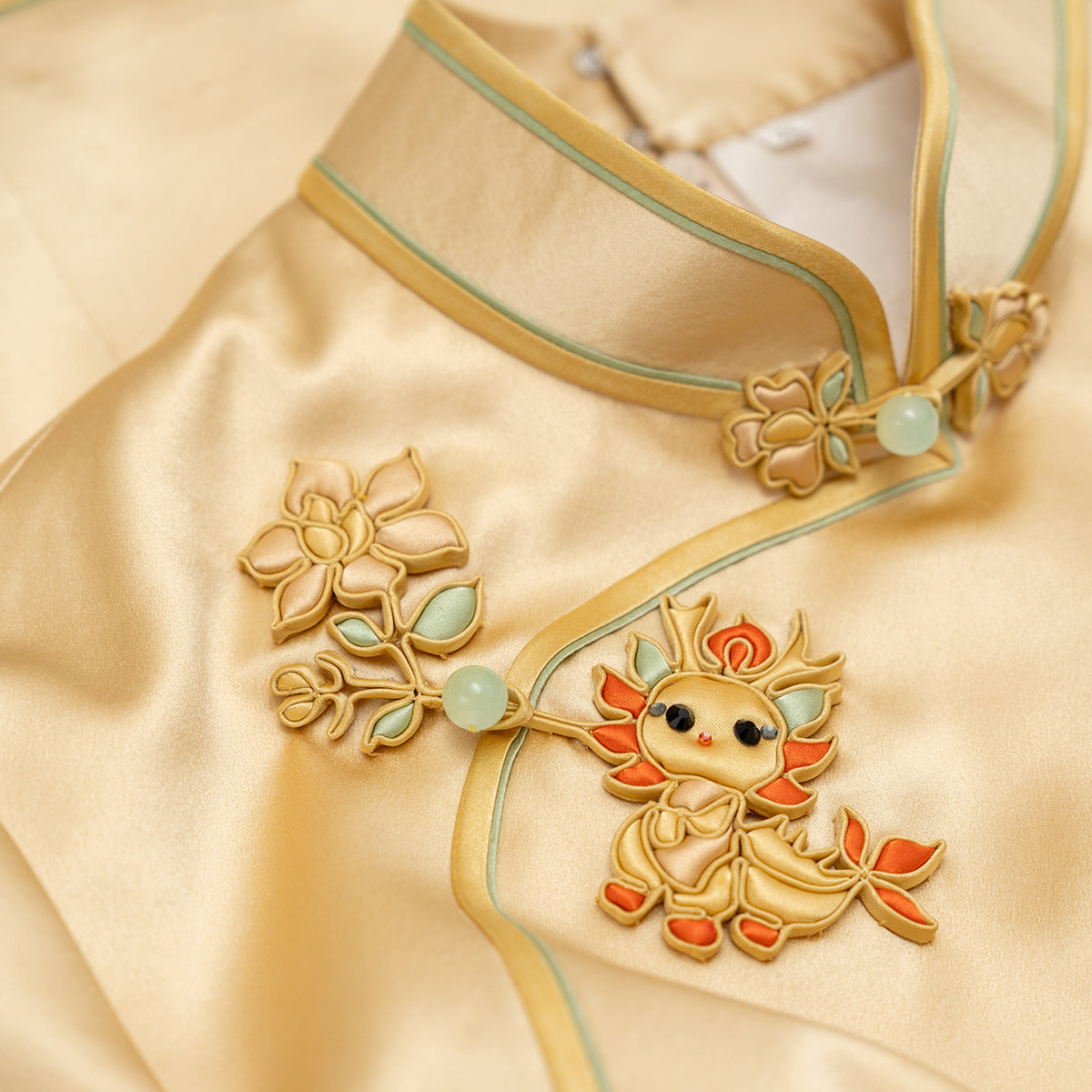 The Mythic Kylin & Gardenia QiPao/Cheongsam