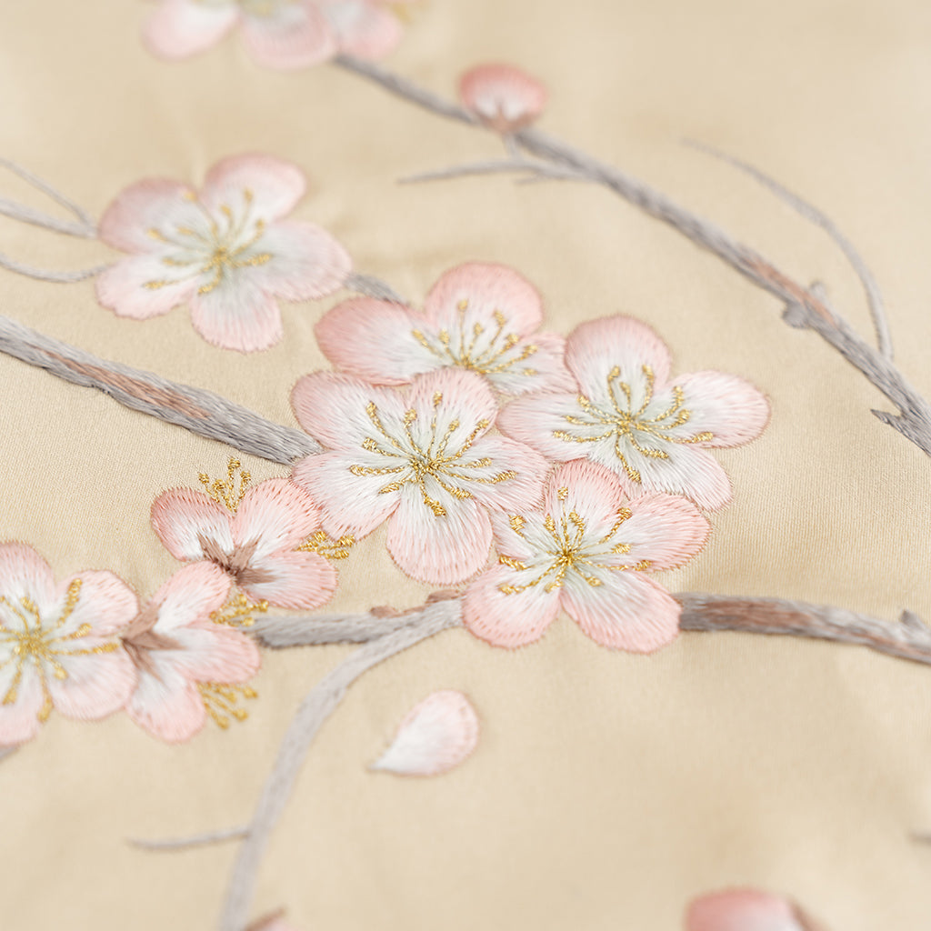 Golden-Thread Winter Sweet QiPao/Cheongsam